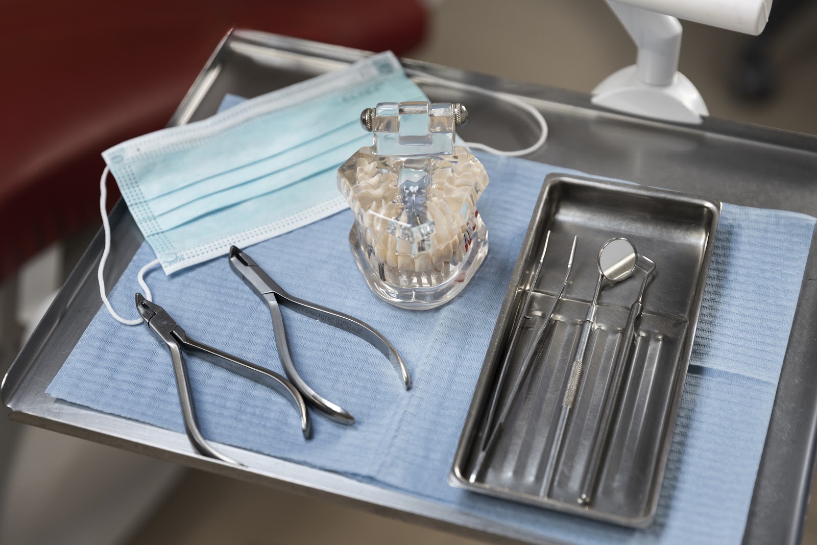 Maneiras eficientes de utilizar materiais descartáveis na rotina da clínica odontológica